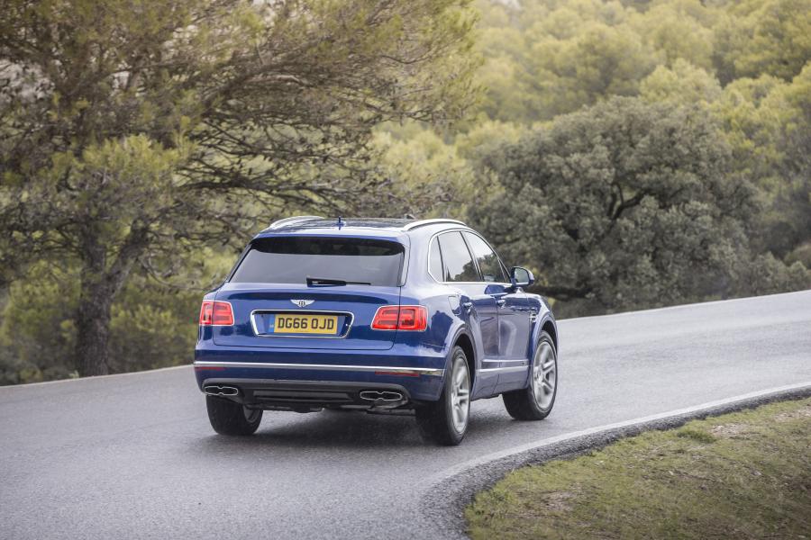  Bentley Bentayga Diesel 2016 года  (WW) (фото 71 из 107)